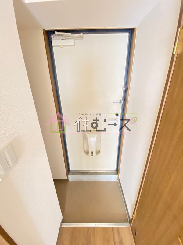 ドエル堀江南 玄関