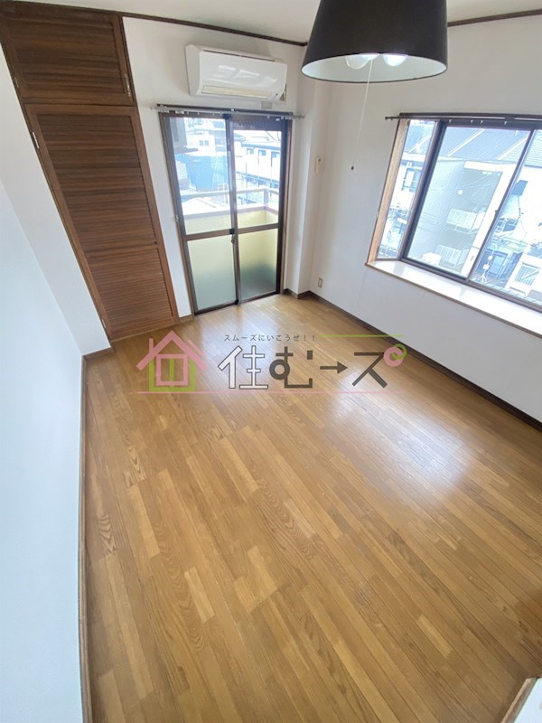 リバーヒル三軒家西  ベッドルーム