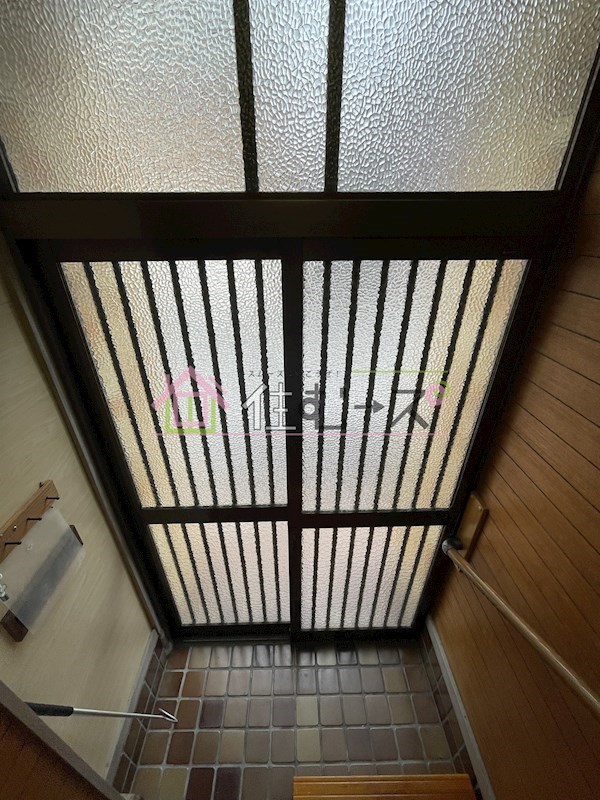 鷹合１丁目貸家 玄関