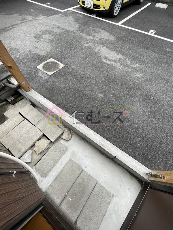 鷹合１丁目貸家 ベランダ