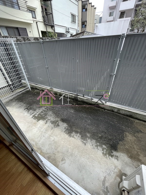 ライズ鶴ヶ丘 ベランダ