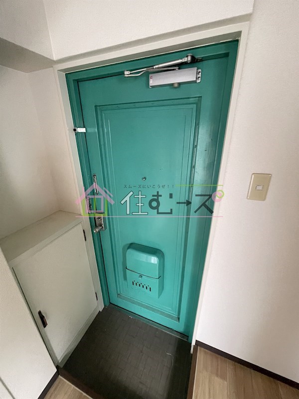 エルコート三国 玄関