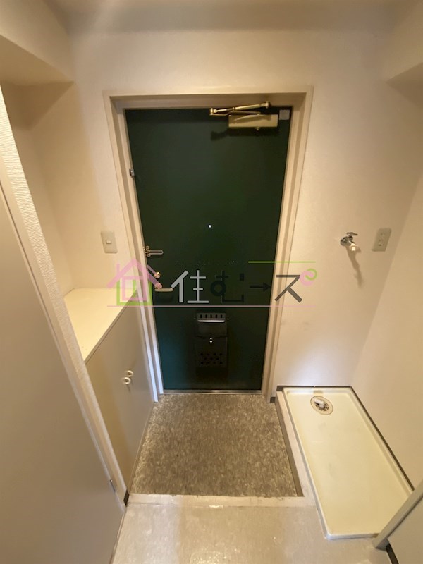 メゾンラフィネ 玄関