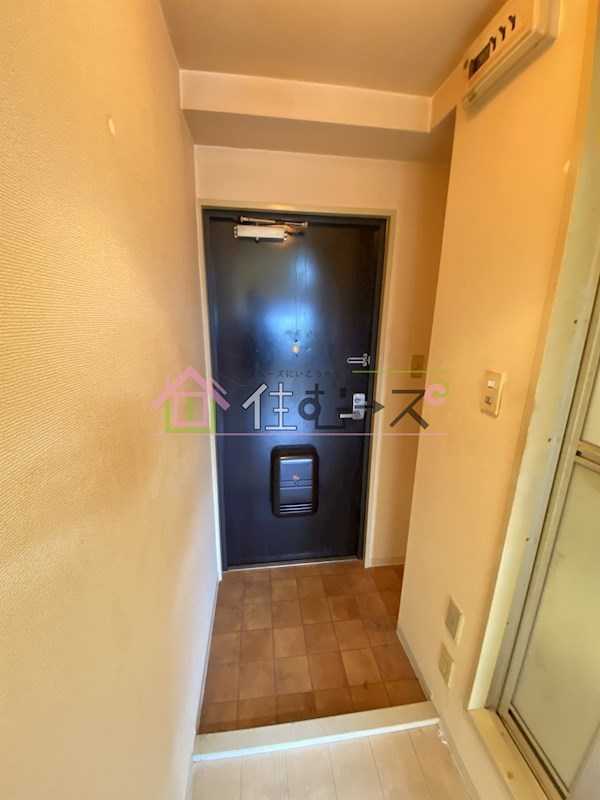 ヘルメスⅡ 玄関