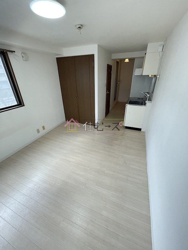 ロイヤルハイツ別所 リビング