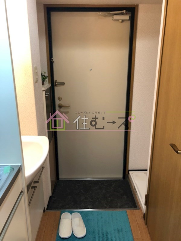 ルミエール備後町 玄関