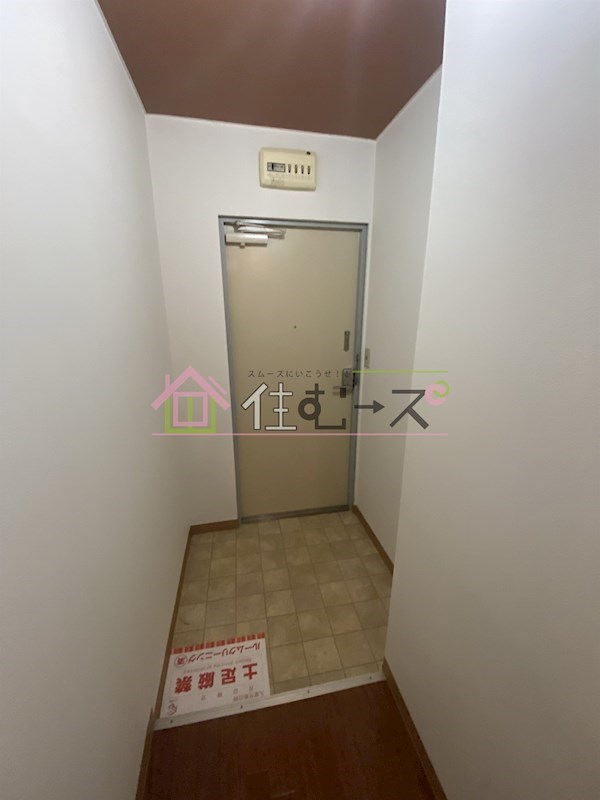 トレヴィの泉 玄関