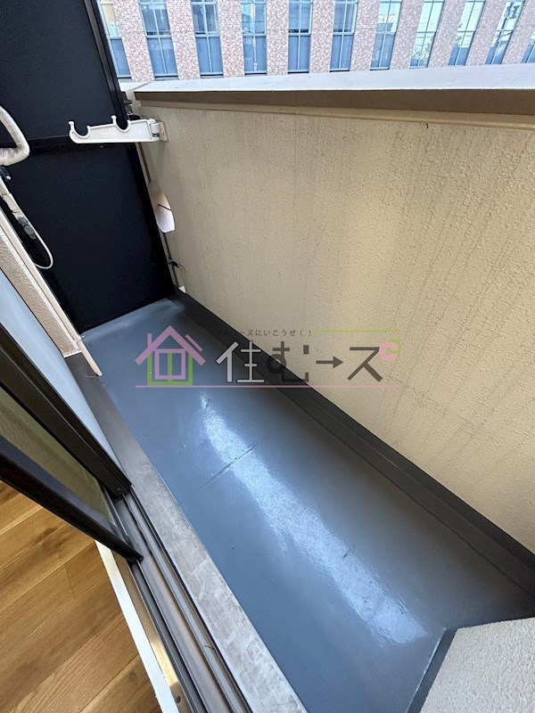 カムネス経大前 ベランダ