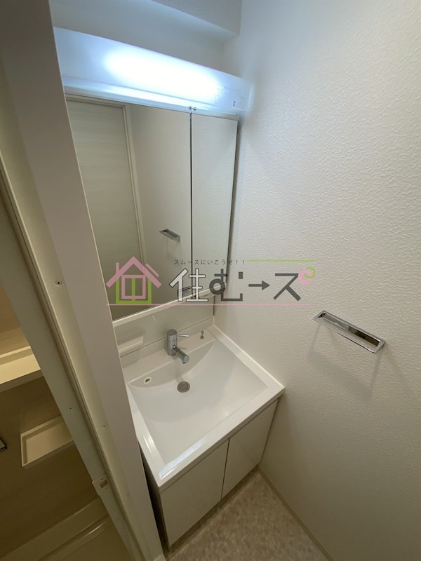 スプランディッド難波 洗面所