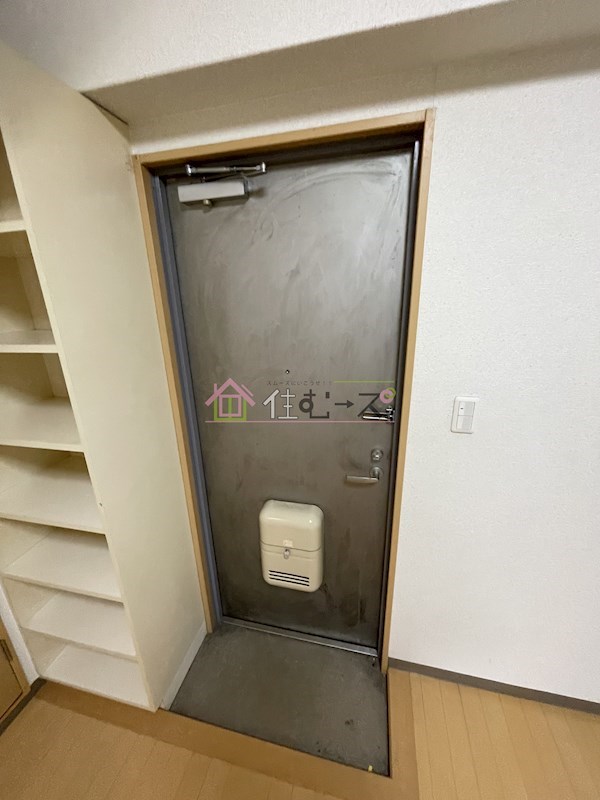 ビクトワーレ 玄関