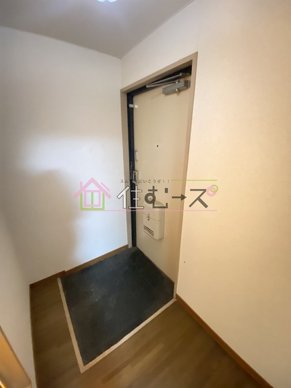 トゥリオーニ鶴橋 玄関