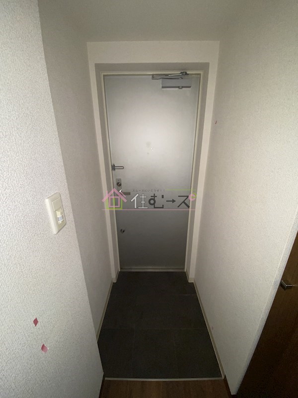 W.O.B SHINMACHI 玄関