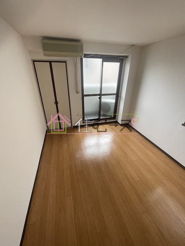 メゾンエクリオ ベッドルーム