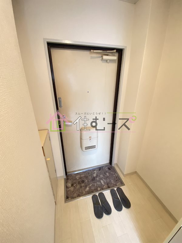 ハイツ加賀屋 玄関