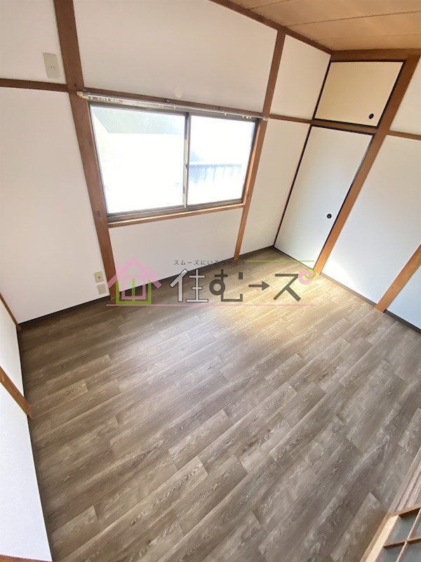 安立文化住宅 リビング