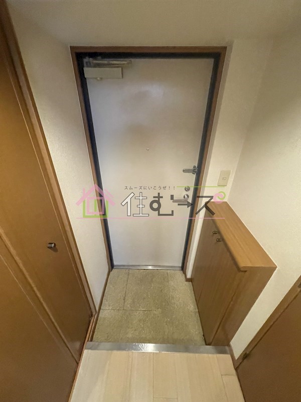 ディナスティ清水谷Ⅲ 玄関