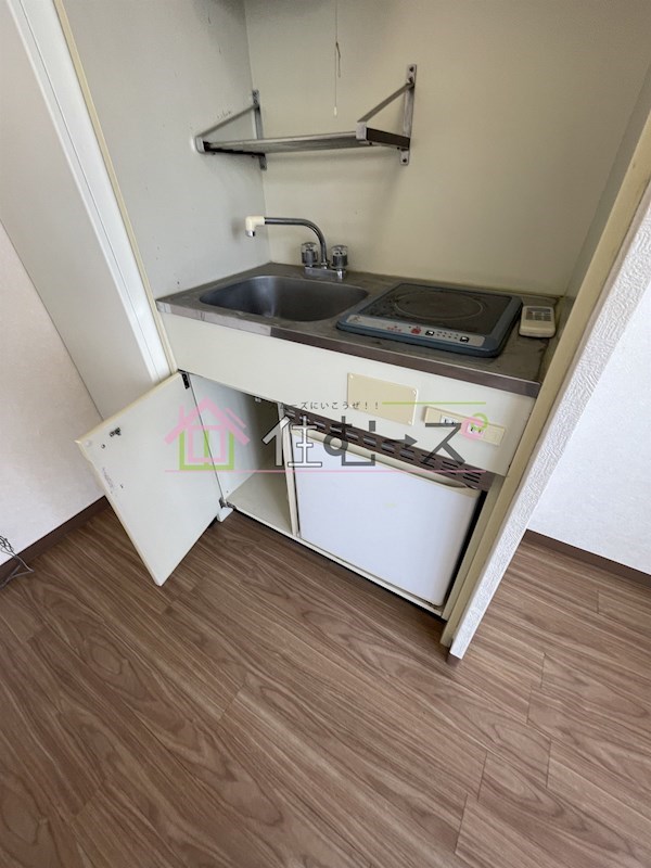 十信前ミールズ キッチン