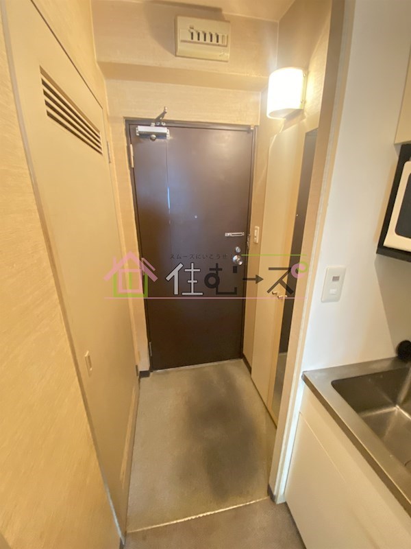 ステュディオ新御堂  玄関