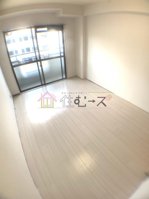 ロイヤル巽 ベッドルーム