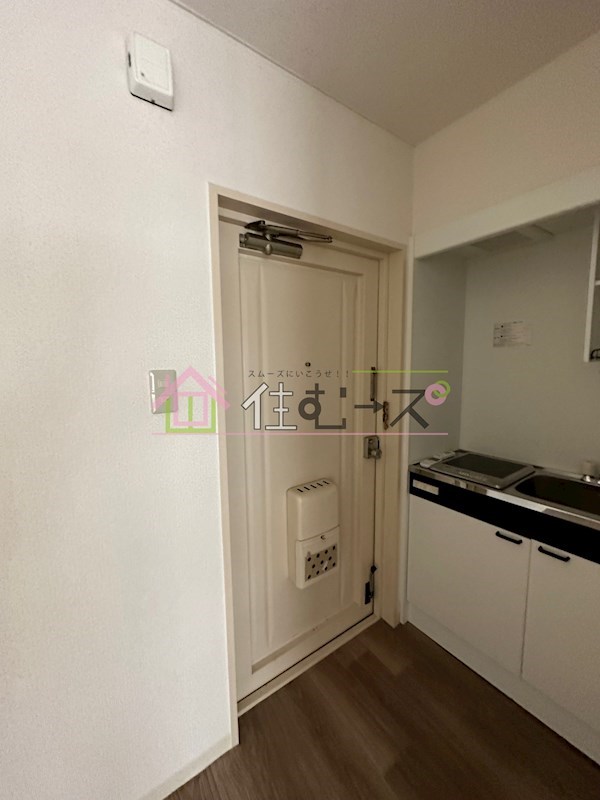 アワザビル 玄関