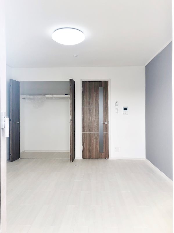 ゴールドチェリーブラッサム ベッドルーム