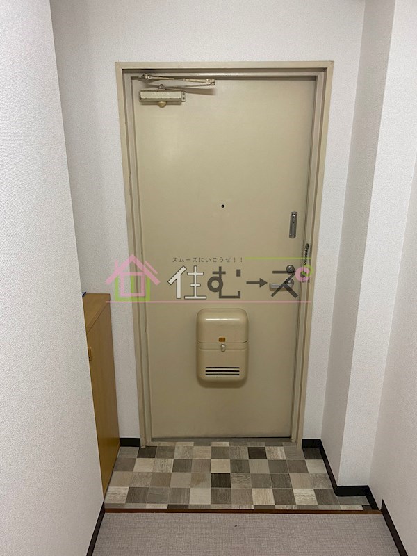 ハーモニー南市岡 玄関