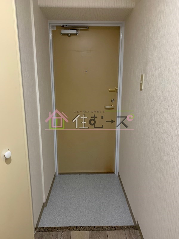 オフィスポート本町WEST 玄関