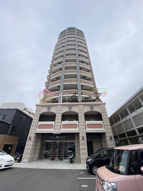 Luxe難波WEST 外観