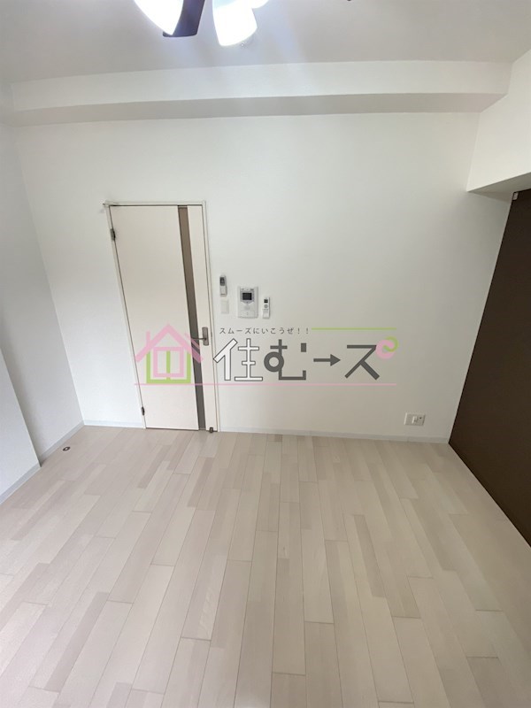Luxe難波WEST リビング