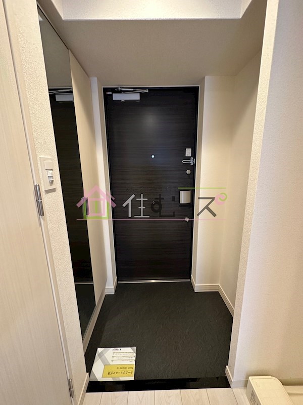 アドバンス大阪セレーノ  玄関