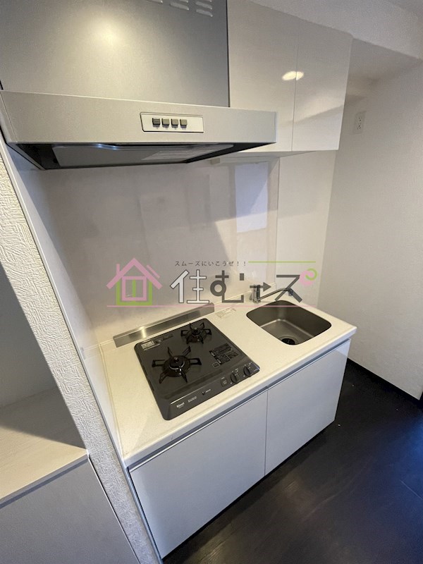 フォーリアライズ難波南ファーロ キッチン