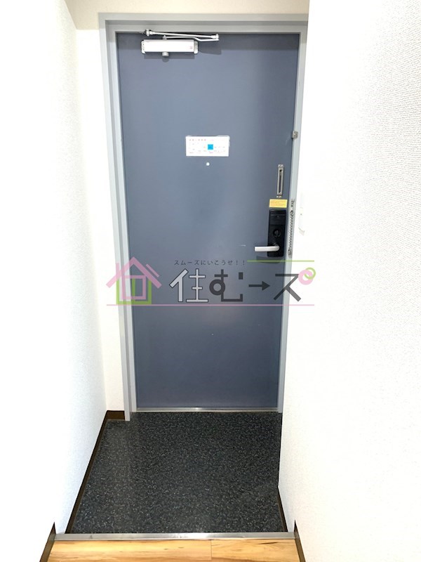 スリーデイズ新大阪 玄関