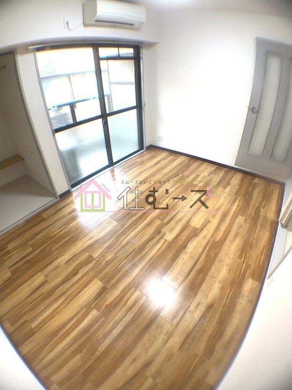 スリーデイズ新大阪 ベッドルーム