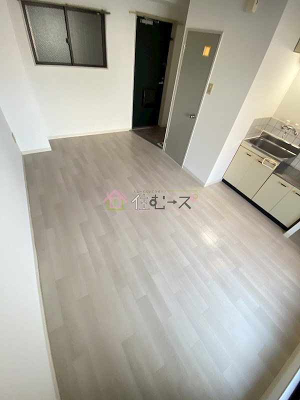 レナジア中加賀屋  リビング