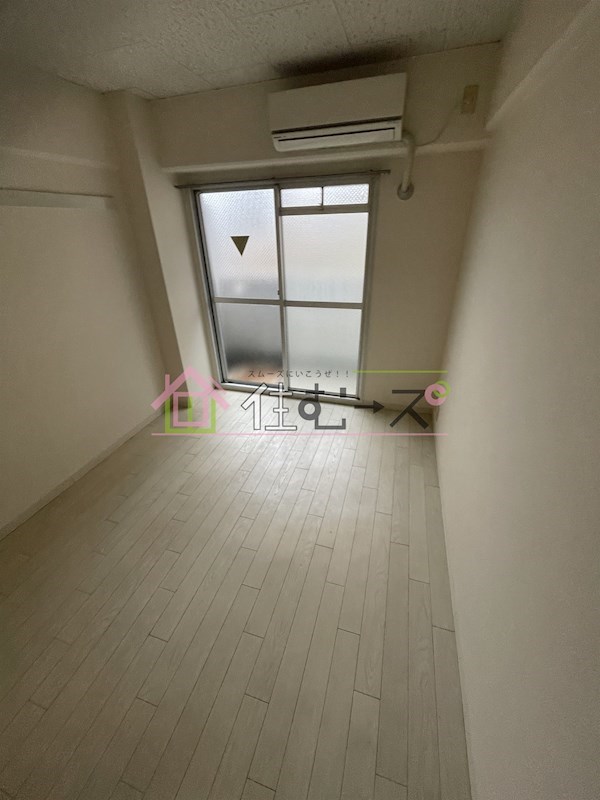 石田マンション ベッドルーム