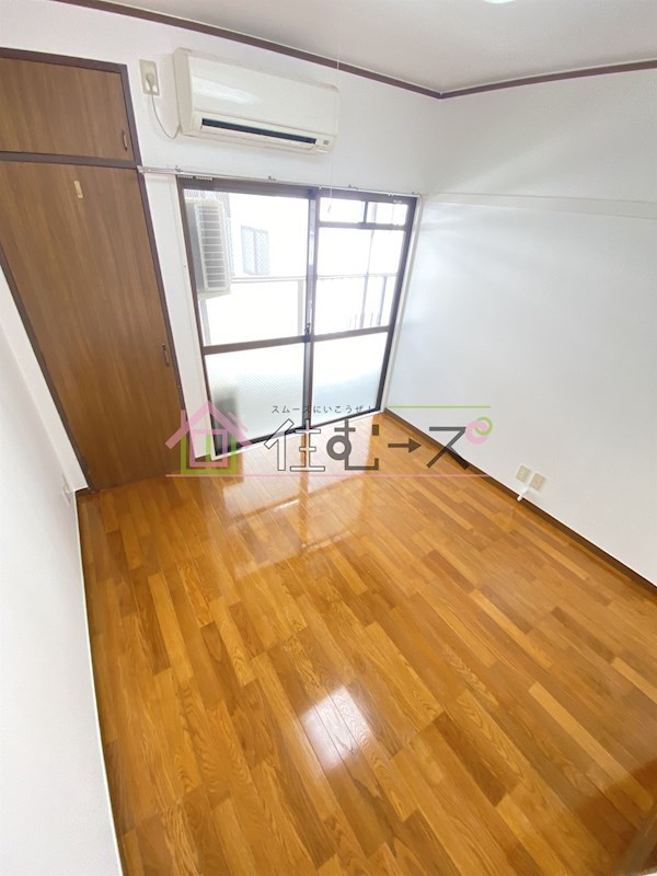 エレガンス5 ベッドルーム