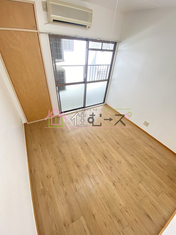 エレガンス5 ベッドルーム