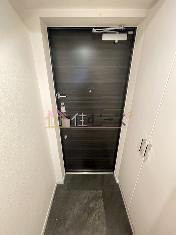 ファステート大阪ドームシティ 玄関