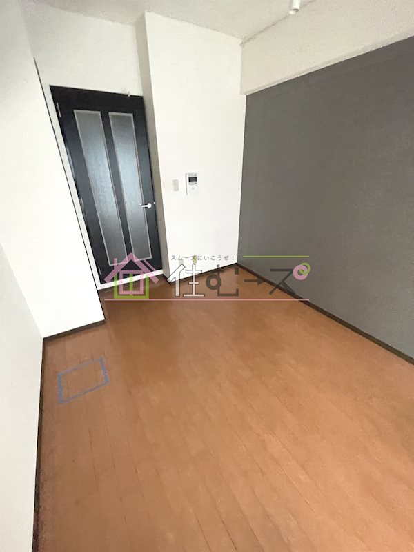 デ・リード弁天町港通 リビング