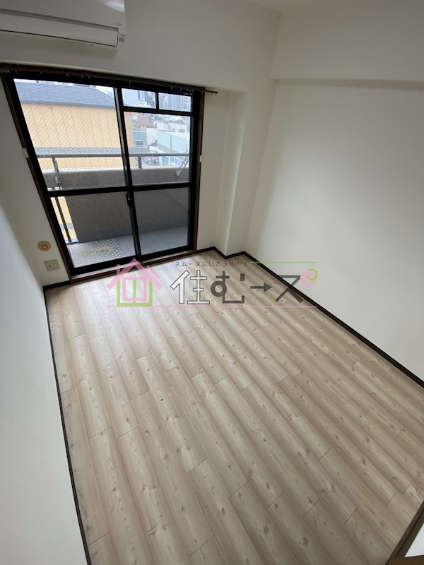 クラウンハイム夕陽丘 ベッドルーム