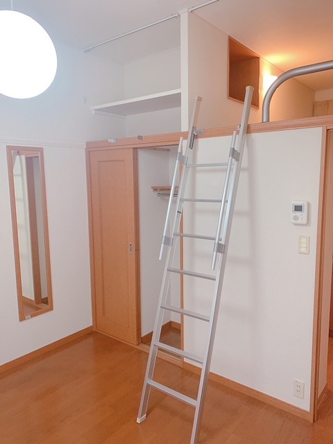 ベッドルーム