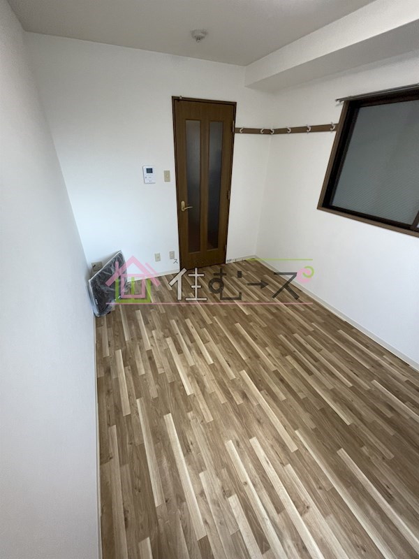 ロイヤルヴィラ昭和町 リビング