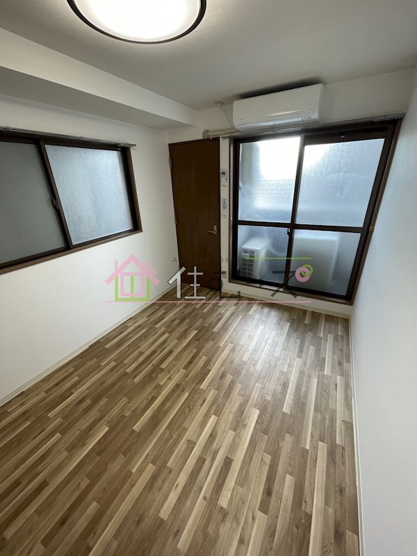 ロイヤルヴィラ昭和町 ベッドルーム