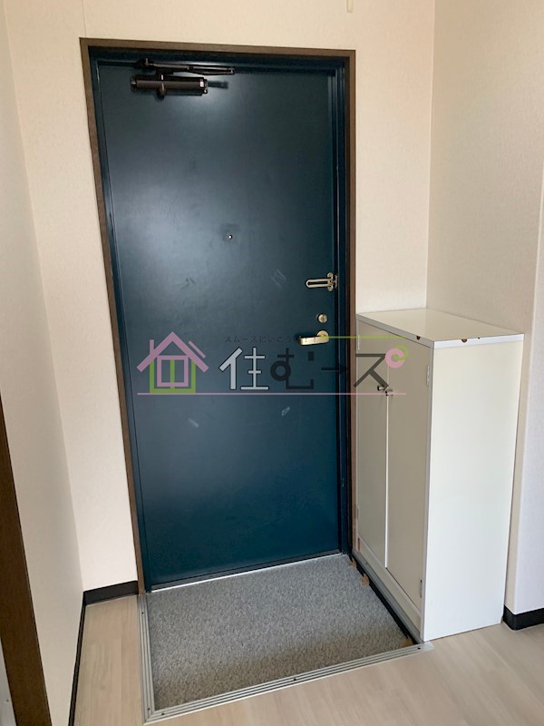 ジュネス大宮Ⅱ 玄関