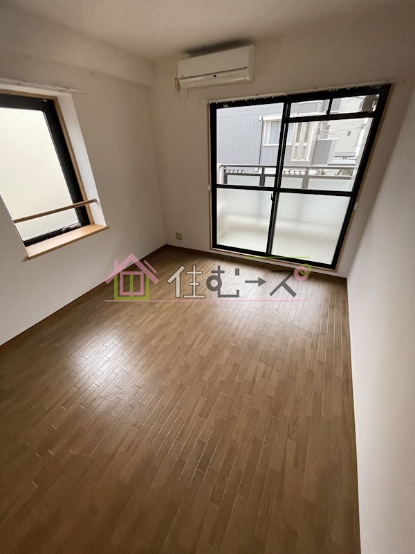 コータコート ベッドルーム