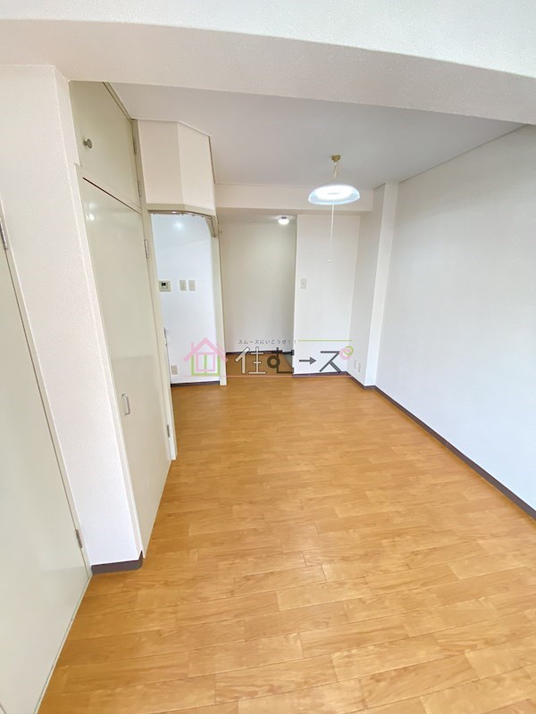 サンリット新大阪 リビング