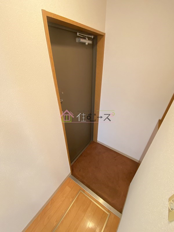 エステムコート新大阪Ⅲステーションプラザ 玄関