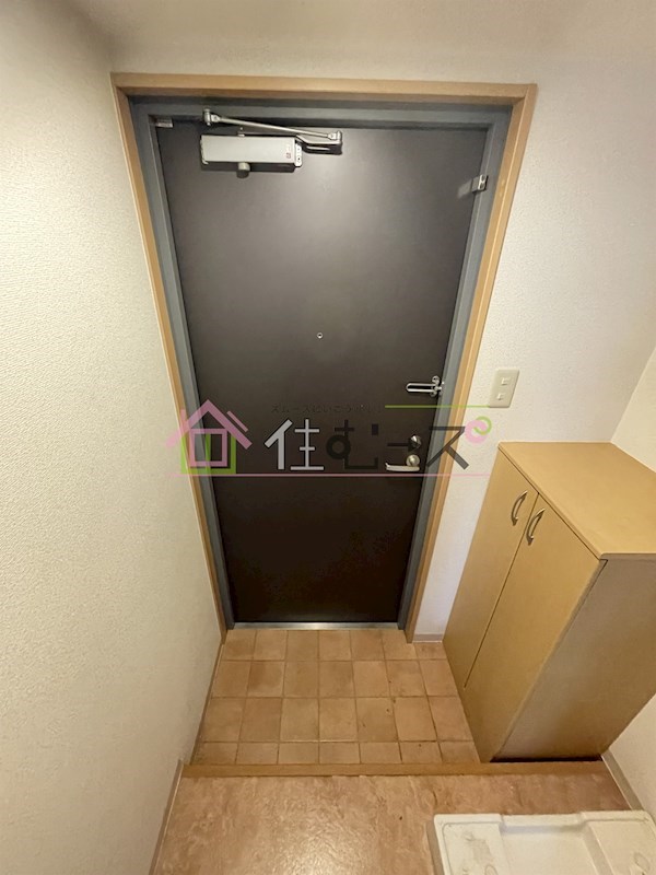 ロイヤルメゾン北浜 玄関