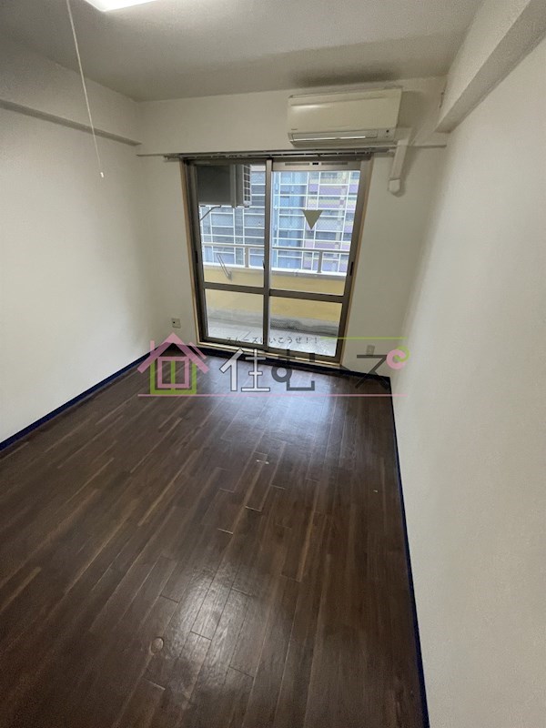 ロイヤルメゾン北浜 ベッドルーム