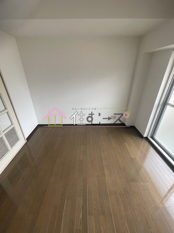 サンパレス第2新大阪 リビング